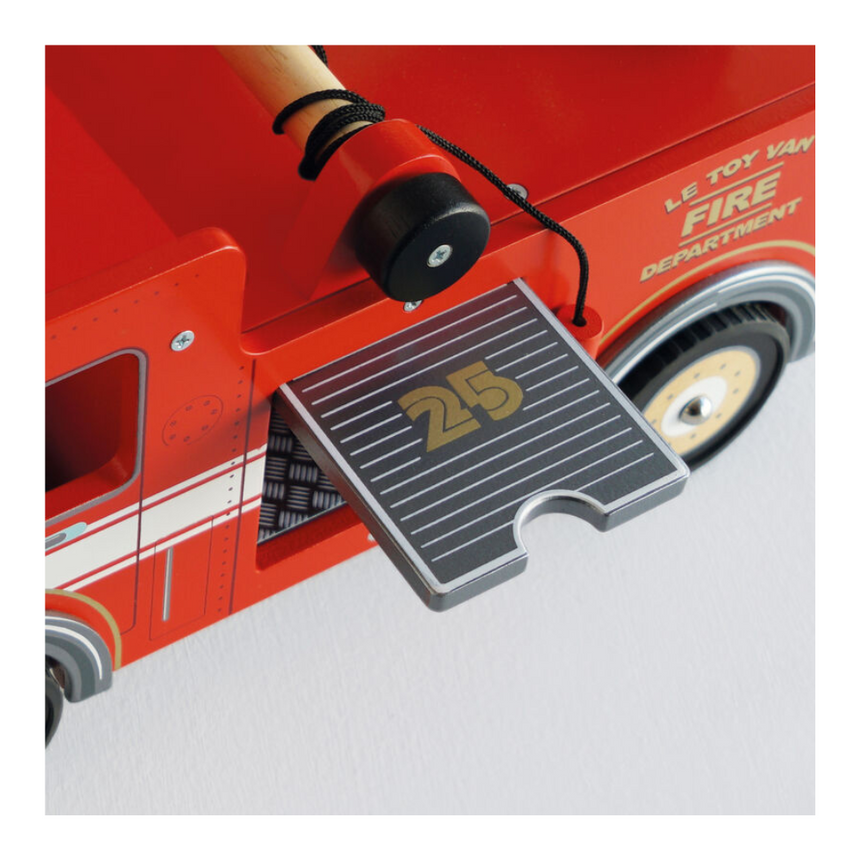 Le Toy Van Fire Engine Set