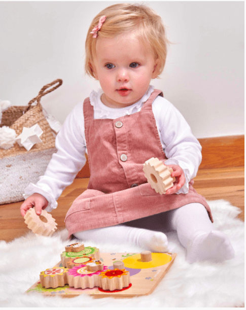 Le Toy Van Petilou Gears & Cogs Busy Bee Learning Puzzle